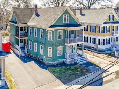 242 Parker St, Lowell, MA, 01851