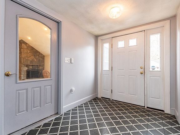 5th image of 50 Oaklandvale Ave