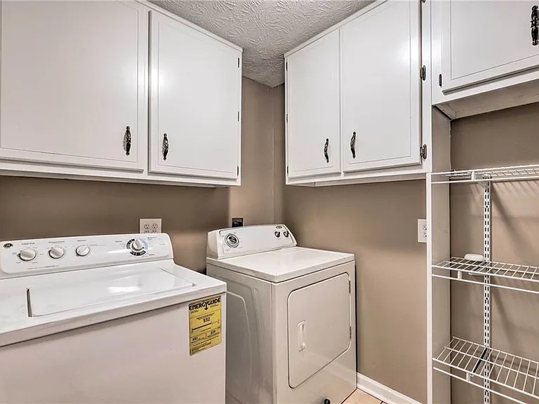 6207 Moss Dr — Photo 17