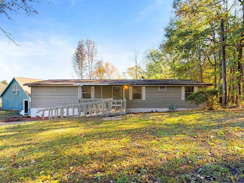 1st image of 203 Lucille Ave