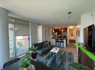 688 Abbott St #1008, Vancouver, BC V6B 0B9