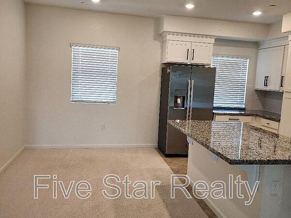 5th image of 1123 Ballantine Way