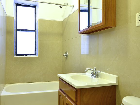 5th image of 520 W 184th St APT 23