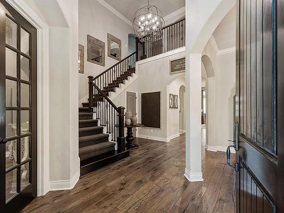 3rd image of 9098 Legacy Creek Court