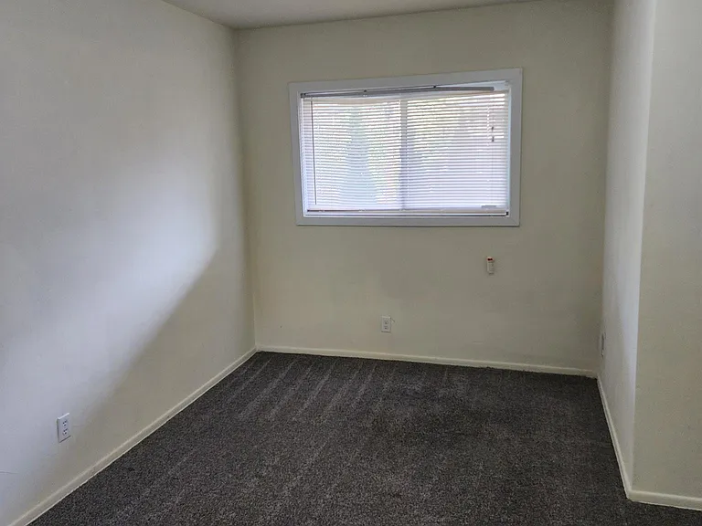 5516 Baywood St #1 — Photo 12