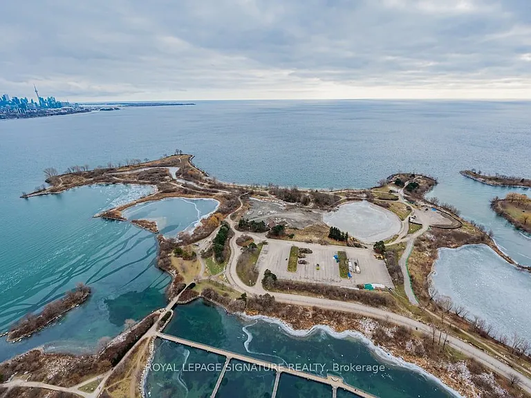 20 Shore Breeze Dr #LPH05B — Photo 27