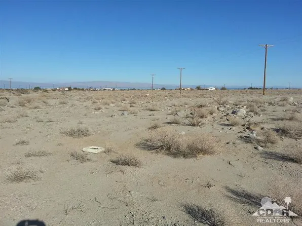 1377 Cisco Ave, Thermal, CA 92274