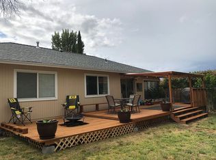 1360 N Modoc Ave, Medford, OR