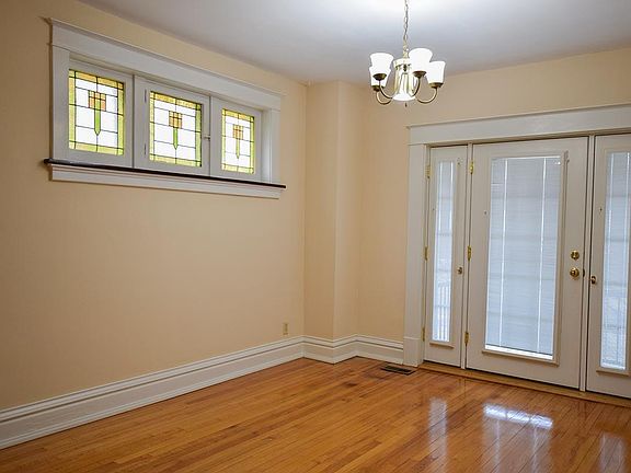 3rd image of 7340 Ethel Ave APT 1W