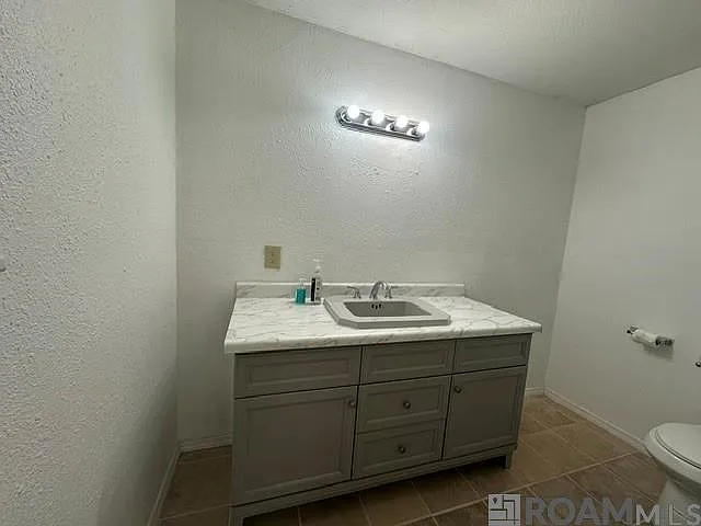 7030 Hooper Rd — Photo 9