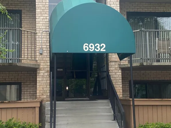 6932 Hanover Pkwy APT 300, Greenbelt, MD 20770