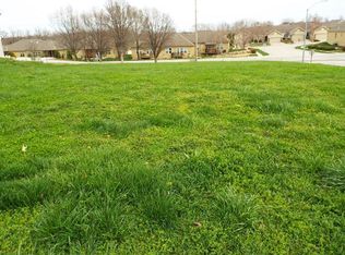 Basswood Ct, Smithville, MO 64089