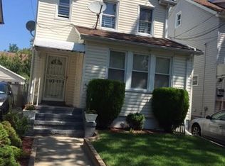 24331 Mayda Rd, Rosedale, NY 11422