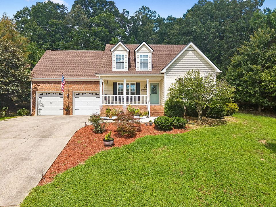 1st image of 2926 Vine Dr