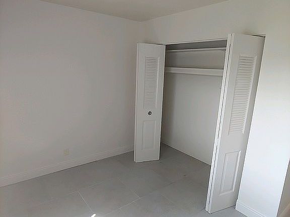 2nd image of 2340 Sunburst Blvd