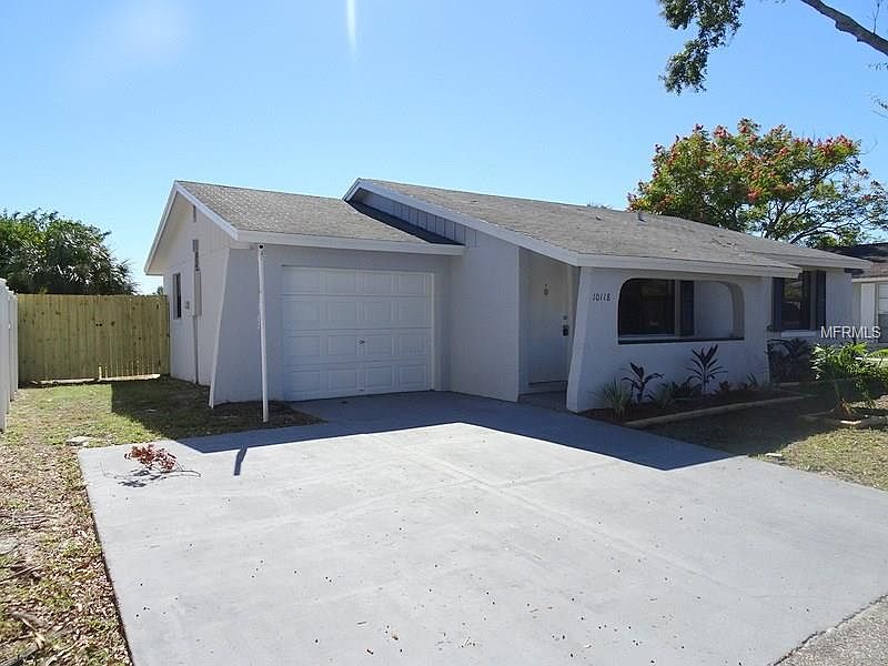 1st image of 10118 Chimney Hill Ct