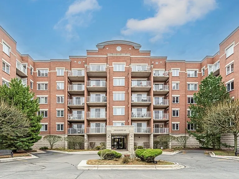 6560 W Diversey Ave #504 — Photo 1