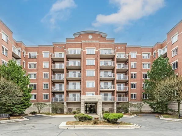 6560 W Diversey Ave APT 504, Chicago, IL 60707