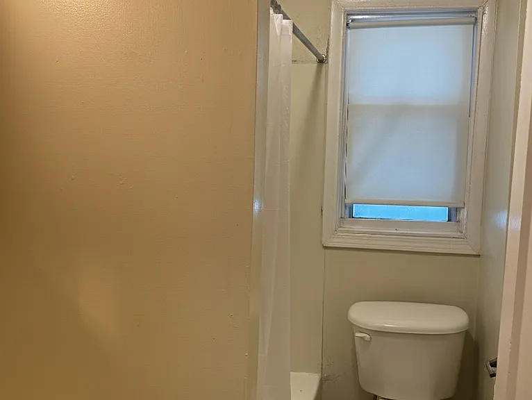 14 Russell St #16 — Photo 3