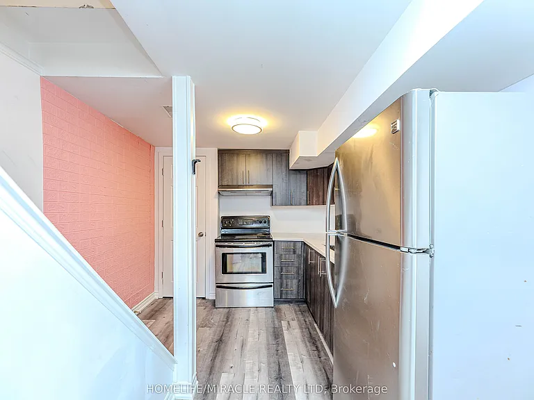 851 Bennett Ct — Photo 37