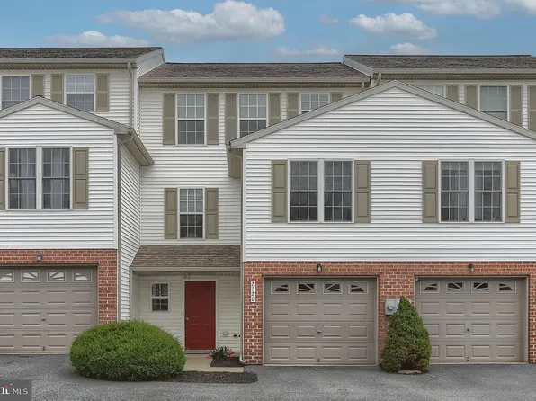 2120 Autumn Ct, Lebanon, PA 17042