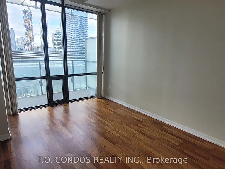 38 Grenville St #3801 — Photo 10