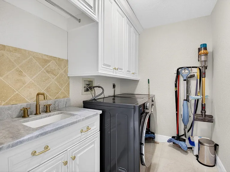 10655 Rio Hermoso — Photo 38