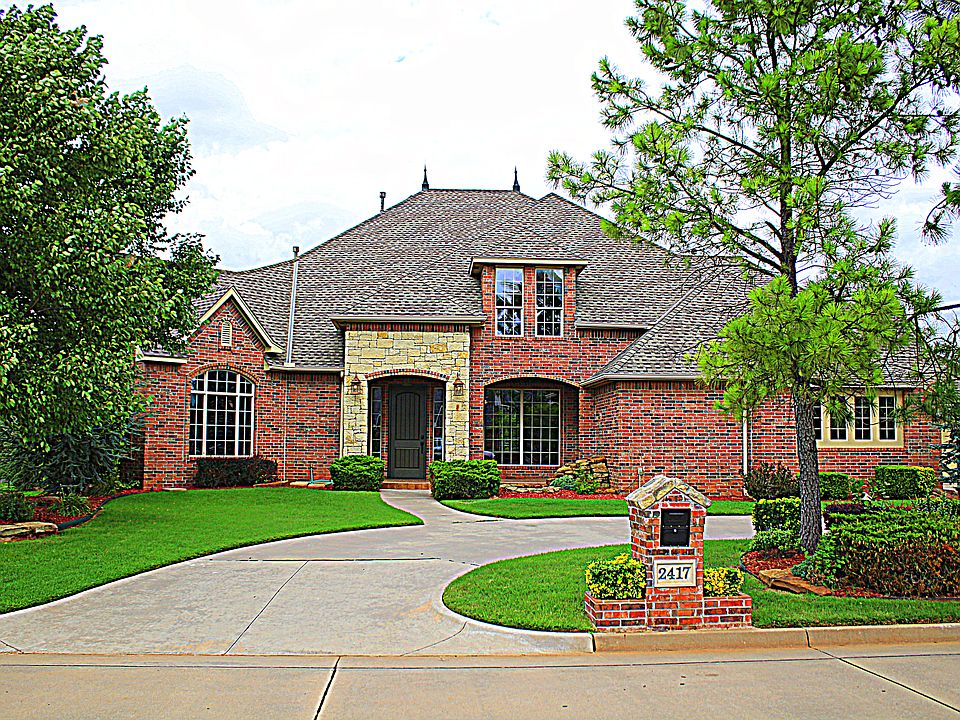 1st image of 2417 SW 113th Ter