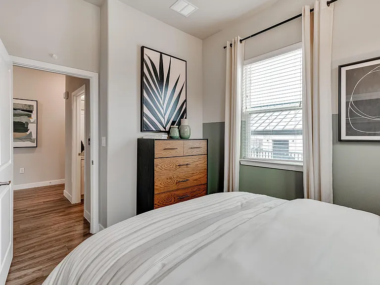 VLux Stoneridge — Photo 32