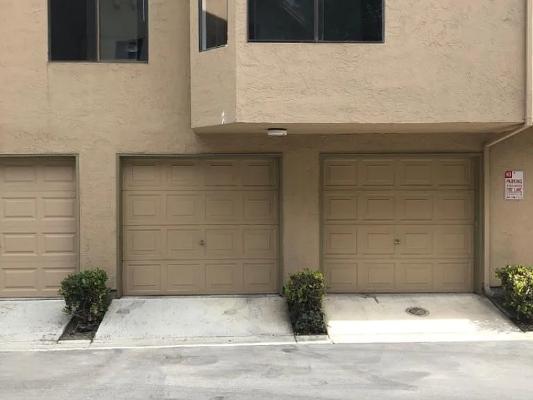 1911 Magdalena Cir #80 — Photo 21