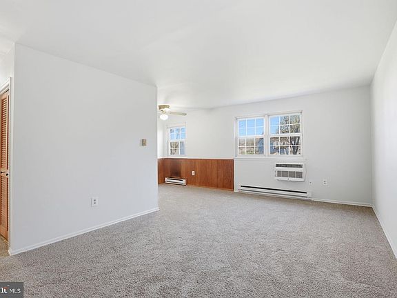 3rd image of 178 Elephant Rd