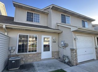 2248 Affirmed Dr, Shakopee, MN 55379