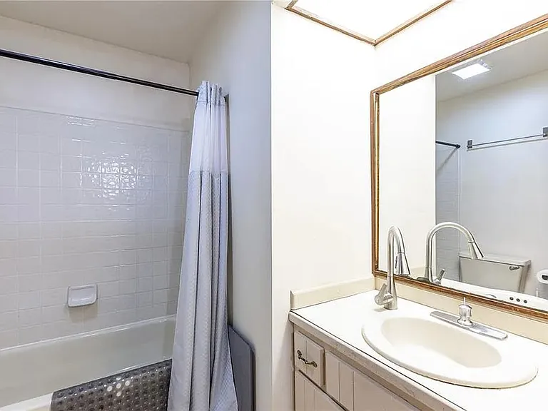 5208 SW 86th Ter — Photo 27