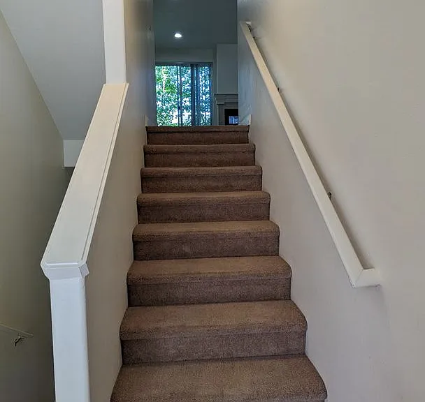 Halsey East Townhomes — Photo 64