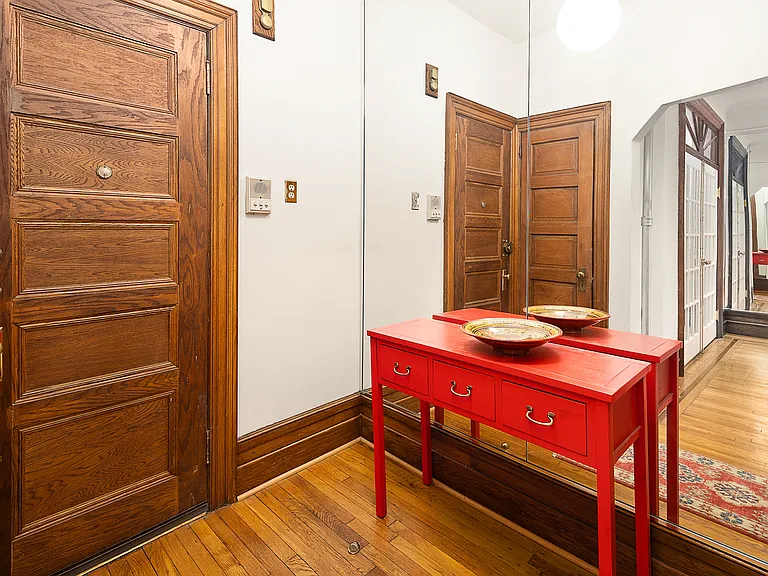 106 Lexington Ave #4 — Photo 4