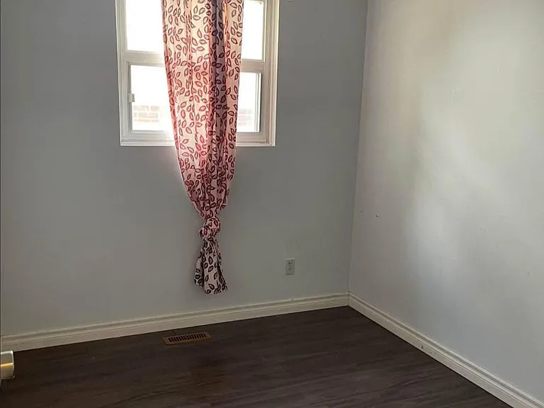 48 Gorsey Sq — Photo 7