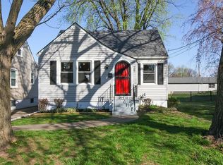 903 Clarks Ln, Louisville, KY 40217