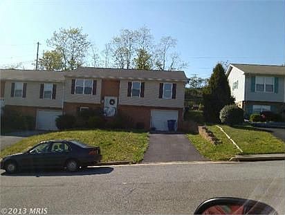 1st image of 595 Cresthaven Ct