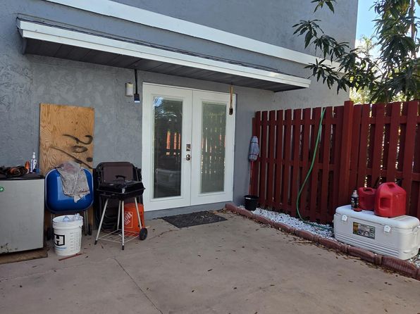 4 Crossings Cir APT B