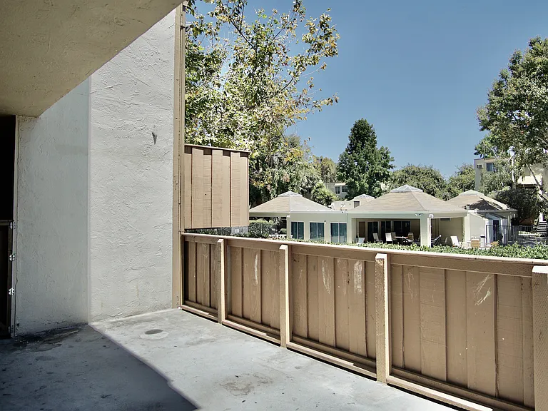 410 Auburn Way #1 — Photo 22