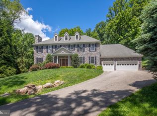 736 S Roberts Rd, Bryn Mawr, PA 19010