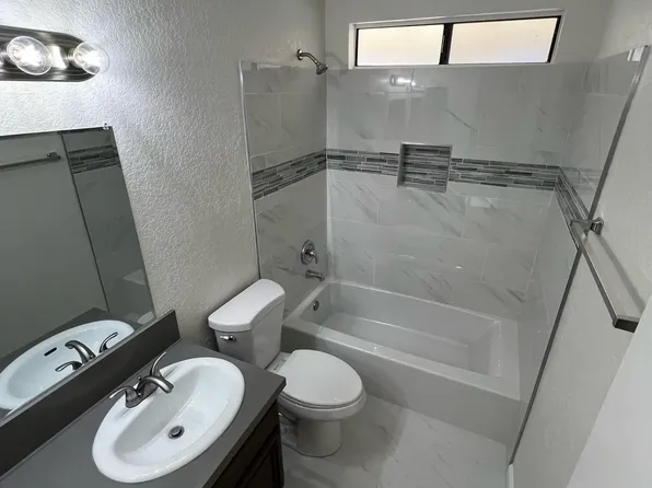 2350 Massachusetts Ave APT 12, Lemon Grove, CA 91945