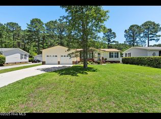 975 Waterview Ln, Calabash, NC 28467