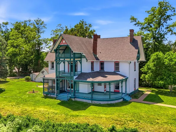 201 Spring St, Burlington, IA 52601
