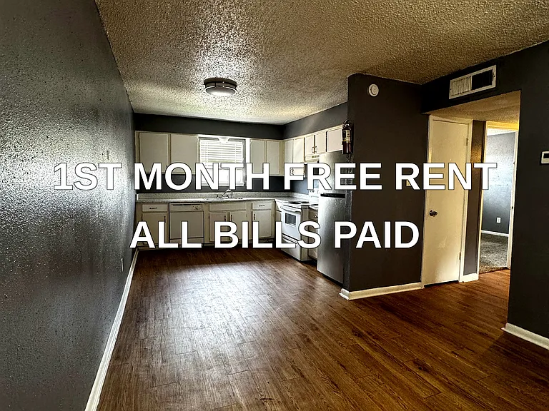 71st Street Apartment — Photo 9