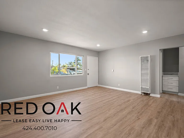 8015 S Western Ave #1 — Photo 11
