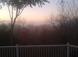 4086 Valleyvue Dr, Gibsonia, PA 15044