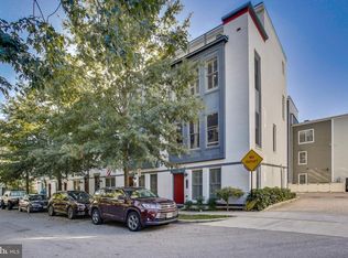 718 Snowden Hallowell Way, Alexandria, VA 22314