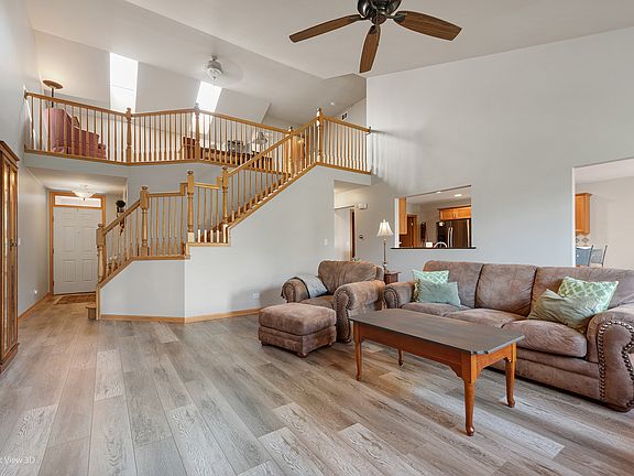 5th image of 18142 Breckenridge Blvd #3