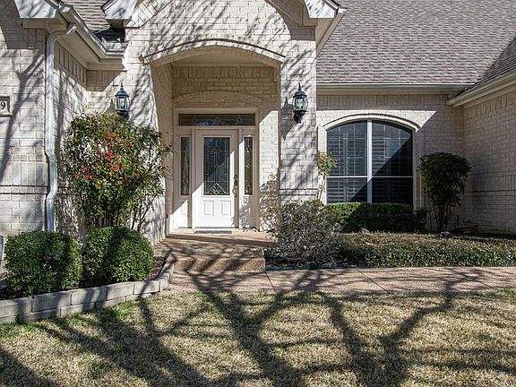 3rd image of 7009 Brierhill Ct